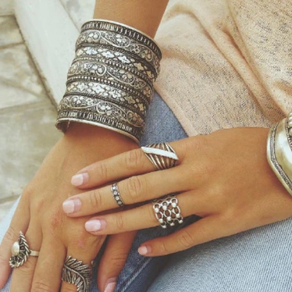 natalie b Jewelry - Elegant Silver Bracelet for Women